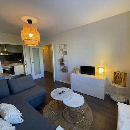 Apartamento A Un Paso De La Playa En Ares Con Piscina Y Parking المظهر الخارجي الصورة